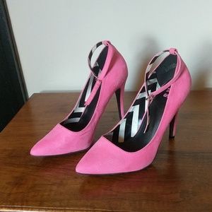 IT'S hot pink ankle strap pumps- size 9.5